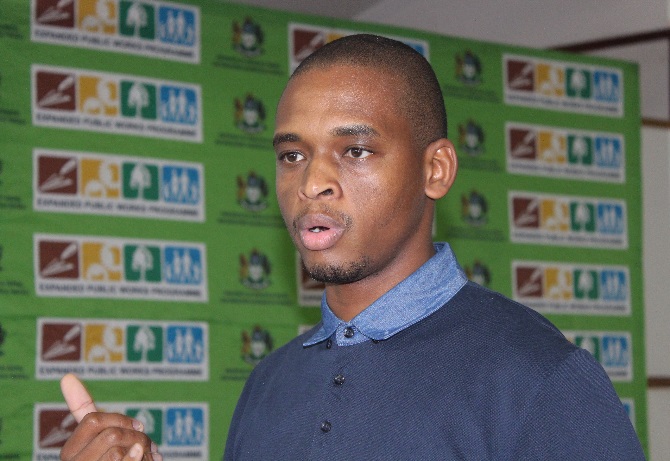 Mr Lindo Shange were all  given the chance to address the contractors during the training workshop