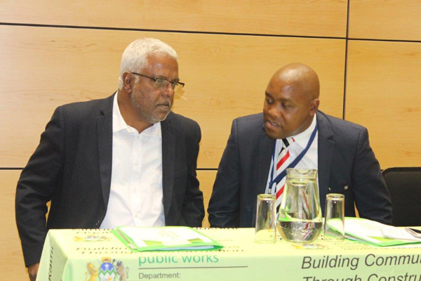 MEC-Pillays-heart-to-heart-with-Public-Works-interns_3