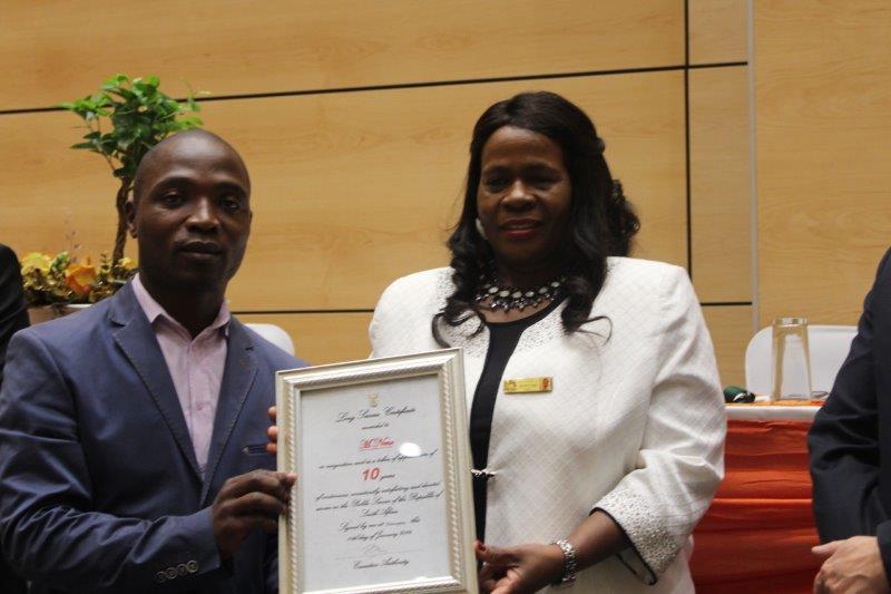 MEC_astonished_by_the_loyalty_and_hard_work_of_public_works_employees_2_7