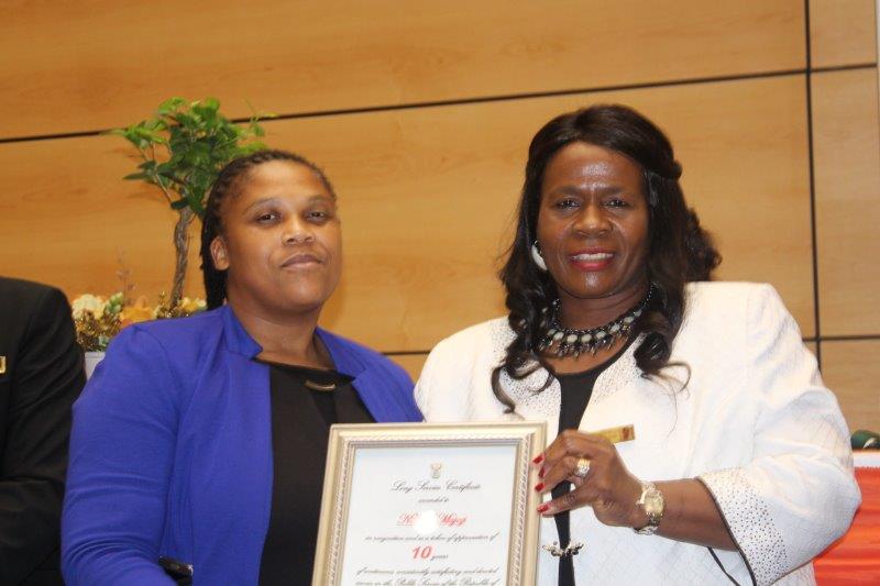 MEC_astonished_by_the_loyalty_and_hard_work_of_public_works_employees_2_8