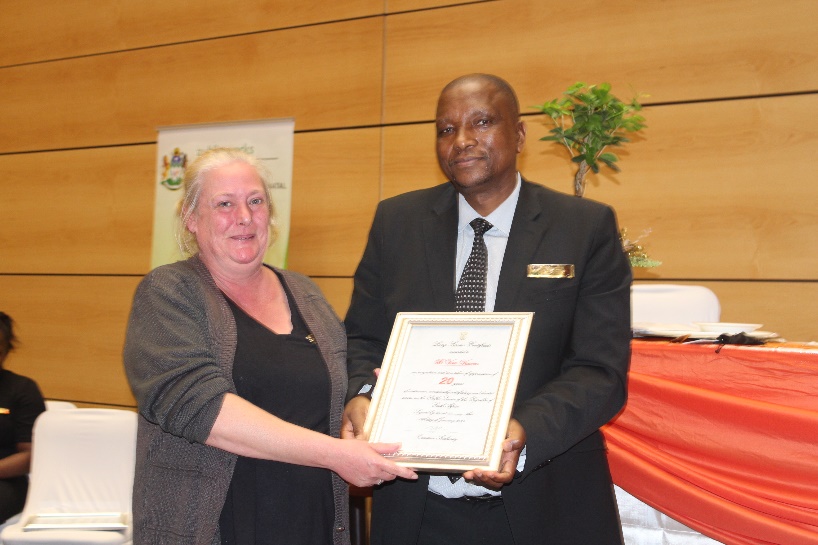 MEC_astonished_by_the_loyalty_and_hard_work_of_public_works_employees_6