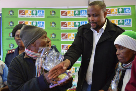 Mandela-Day-Emuseni-Old-Aged-Home-2016_35